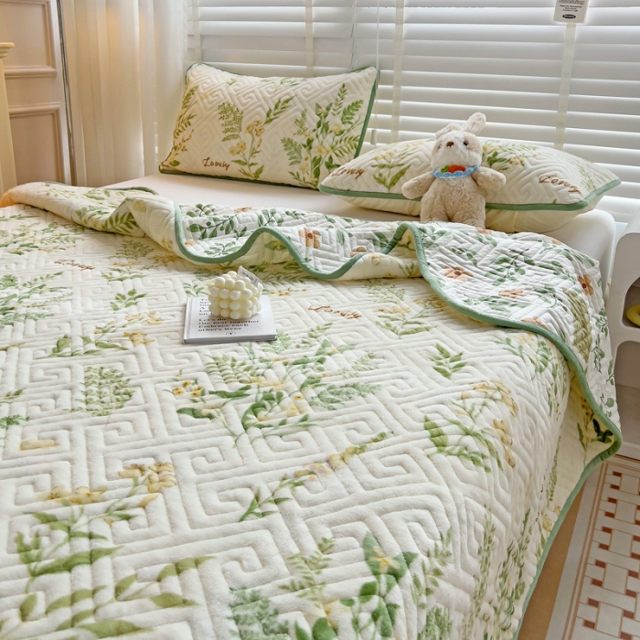 91家纺网 家纺一手货源 找家纺 羽爱 2024新款棉加绒床盖套件 花叶漫舞