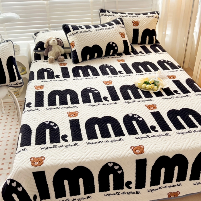 91家纺网 家纺一手货源 找家纺 羽爱 2024新款棉加绒床盖套件 迷你熊-黑