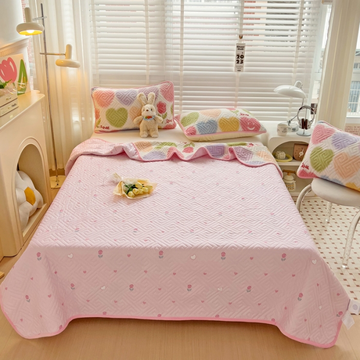 91家纺网 家纺一手货源 找家纺 羽爱 2024新款棉加绒床盖套件 七彩爱心