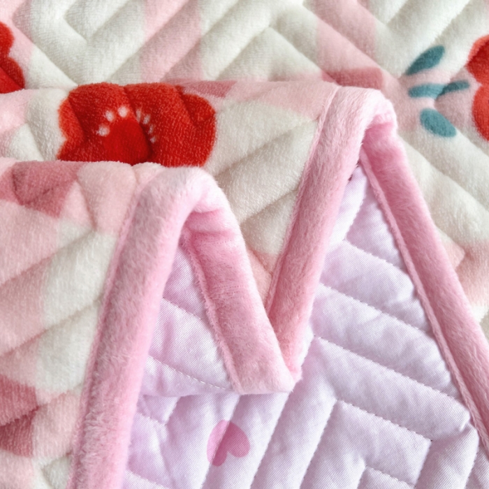 91家纺网 家纺一手货源 找家纺 羽爱 2024新款棉加绒床盖套件 温馨小花