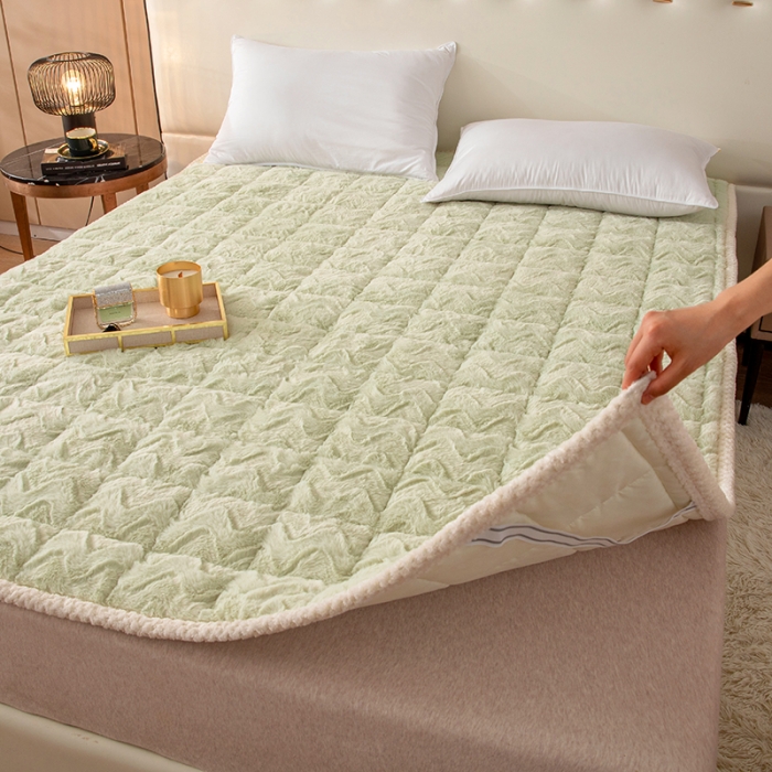 91家纺网 家纺一手货源 找家纺 凌云家纺 2025新款A类兔兔绒学生宿舍床褥家用床盖床垫可机洗-大床图 兔兔绒-浅绿