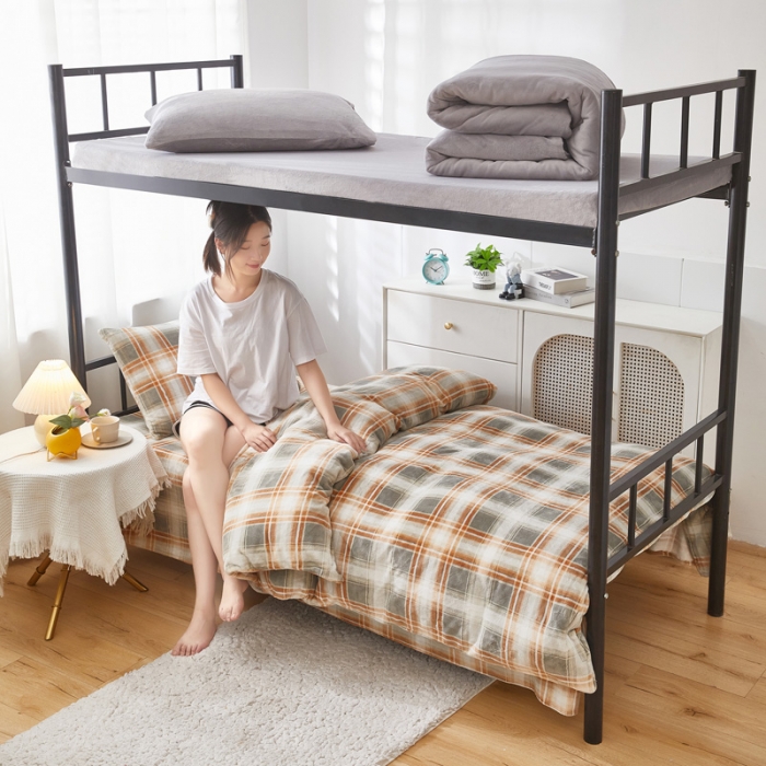 91家纺网 家纺一手货源 找家纺 凌云 2025新款A类230克加厚牛奶绒学生宿舍三件套床笠款床单款 千与