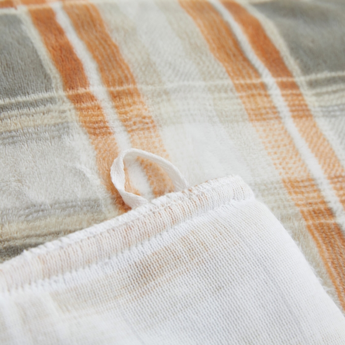 91家纺网 家纺一手货源 找家纺 凌云 2025新款A类230克加厚牛奶绒学生宿舍三件套床笠款床单款 千与