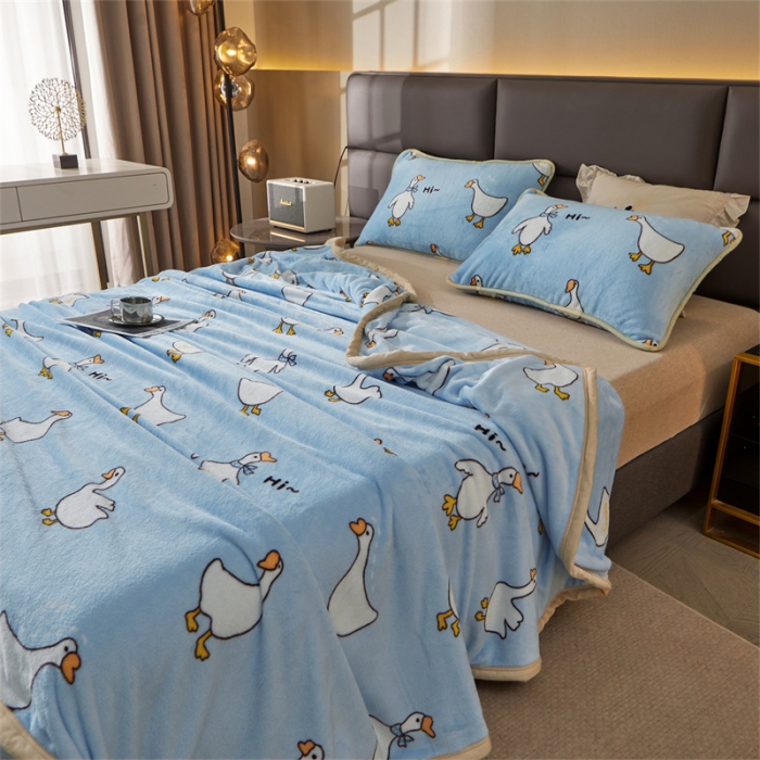 91家纺网 家纺一手货源 找家纺 古吉梦 2023新款A类双面小清新系列牛奶绒毛毯 牛奶绒毯-大白鹅