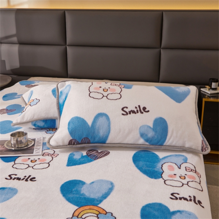 91家纺网 家纺一手货源 找家纺 古吉梦 2023新款A类双面小清新系列牛奶绒毛毯 牛奶绒毯-蓝色恋人