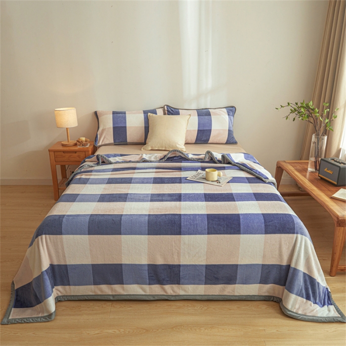 91家纺网 家纺一手货源 找家纺 古吉梦 2023新款A类双面无印风牛奶绒毛毯 毛毯-蓝大格