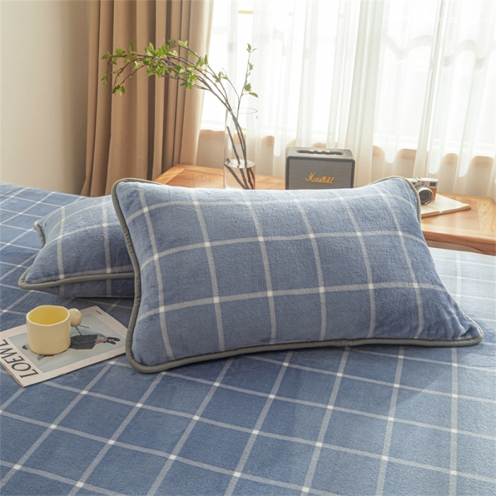 91家纺网 家纺一手货源 找家纺 古吉梦 2023新款A类双面无印风牛奶绒毛毯 毛毯-蓝灰大格