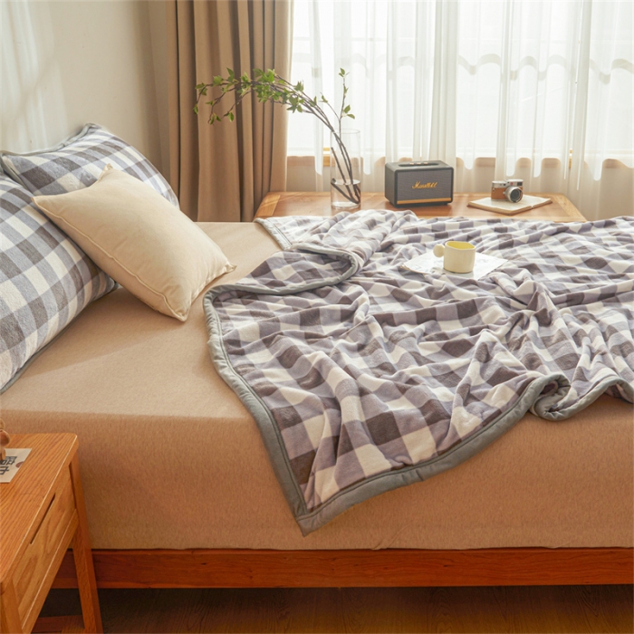 91家纺网 家纺一手货源 找家纺 古吉梦 2023新款A类双面无印风牛奶绒毛毯 毛毯-中格灰