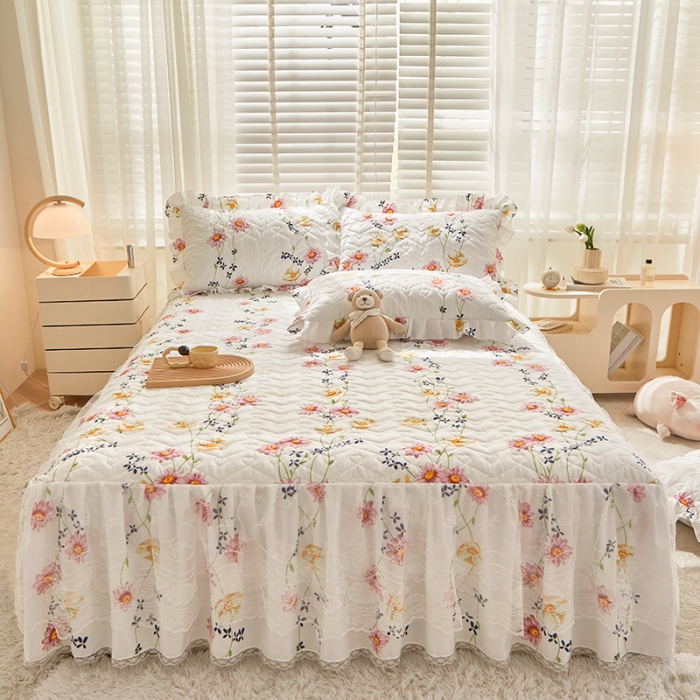 91家纺网 家纺一手货源 找家纺 宜凡 2023新款云朵棉床笠式床裙三件套 花姿翩翩