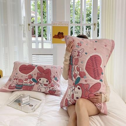 91家纺网 家纺一手货源 找家纺 （总）麻依2023新款三丽鸥八层纱布全棉枕巾卡通一对装55*80