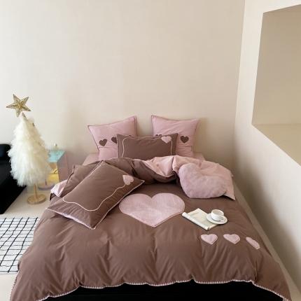 91家纺网 家纺一手货源 找家纺 （总）星野 2023秋冬新款全棉加厚磨毛贴布绣四件套-可心