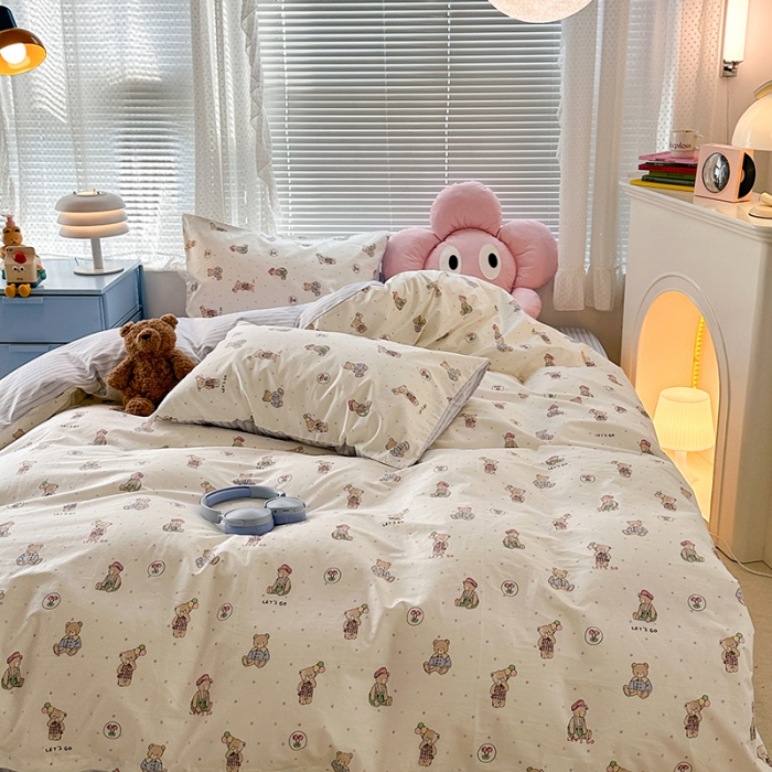 91家纺网 家纺一手货源 找家纺 昔可 2023新款全棉可爱动物卡通印花四件套 小熊日记