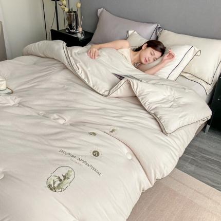 91家纺网 家纺一手货源 找家纺 （总）歌历斯家纺 2023新款亲肤舒适艾草纤维被子被芯