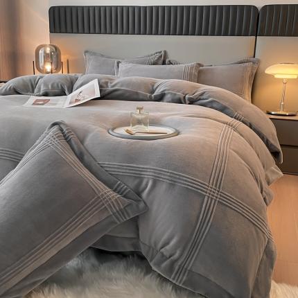 91家纺网 家纺一手货源 找家纺 米瑞娜 2024新款轻奢风埋绳款高克重牛奶绒四件套 美娜德-雅士灰