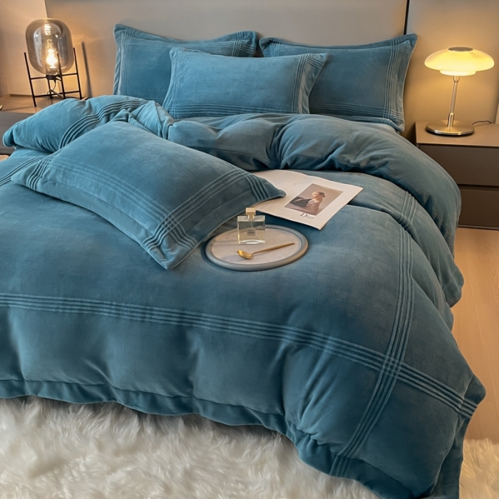 91家纺网 家纺一手货源 找家纺 米瑞娜 2024新款轻奢风埋绳款高克重牛奶绒四件套 美娜德-孔雀兰