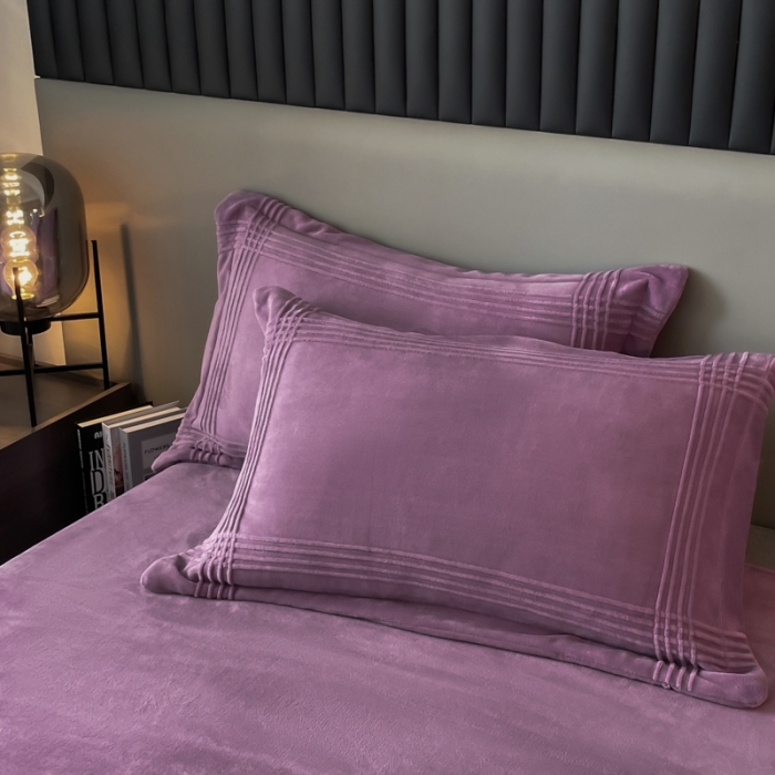 91家纺网 家纺一手货源 找家纺 米瑞娜 2024新款轻奢风埋绳款高克重牛奶绒四件套 美娜德-薇紫