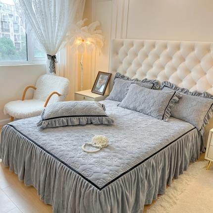 网红馆 2025新款高克重加厚保暖牛奶绒眷恋系列单床裙 眷恋-高级灰