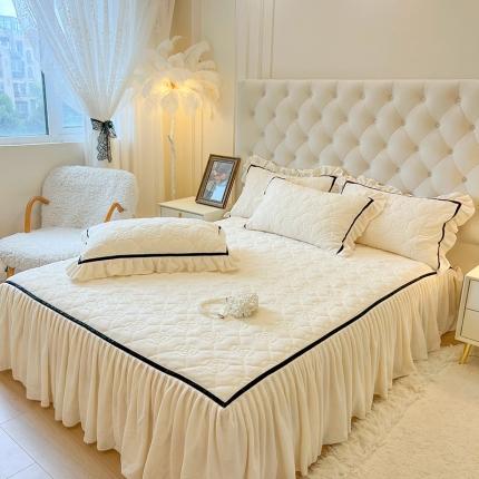 91家纺网 家纺一手货源 找家纺 麒豆豆 2023新款高克重加厚保暖牛奶绒眷恋系列单床裙 眷恋-元气白