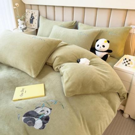 暖季家纺 2023新款230克牛奶绒熊猫刺绣款四件套 熊猫-抹茶绿