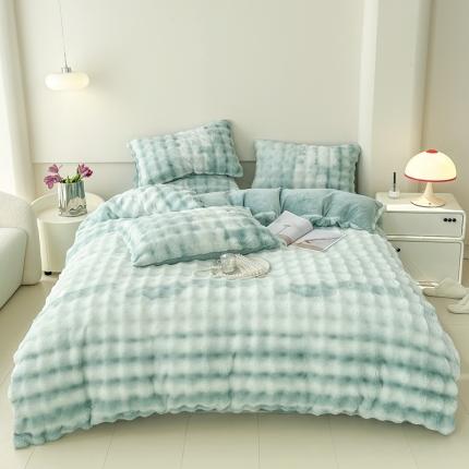 91家纺网 家纺一手货源 找家纺 一比一 2023新款兔毛七彩印花牛奶绒四件套 七彩绿色