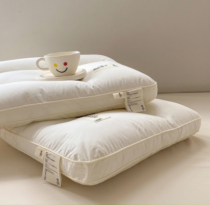 91家纺网 家纺一手货源 找家纺 原生态全棉日式质原护颈助眠枕芯枕头 无荧光零甲醛