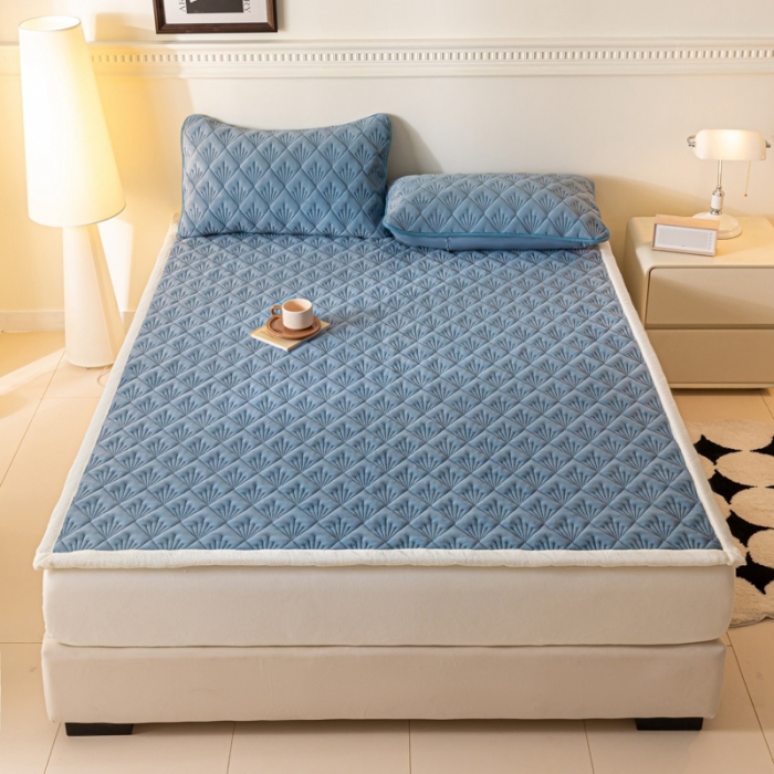 91家纺网 家纺一手货源 找家纺 鑫钰 2023秋冬新款加厚保暖牛奶绒床垫床护垫学生宿舍专用床褥子 烟花-宝石蓝