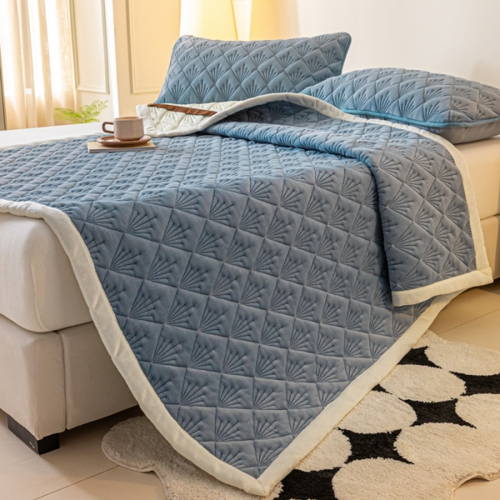 91家纺网 家纺一手货源 找家纺 鑫钰 2023秋冬新款加厚保暖牛奶绒床垫床护垫学生宿舍专用床褥子 烟花-宝石蓝