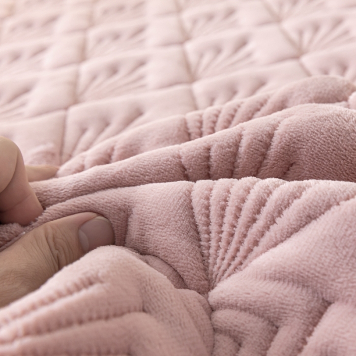 91家纺网 家纺一手货源 找家纺 鑫钰 2023秋冬新款加厚保暖牛奶绒床垫床护垫学生宿舍专用床褥子 烟花-豆沙粉