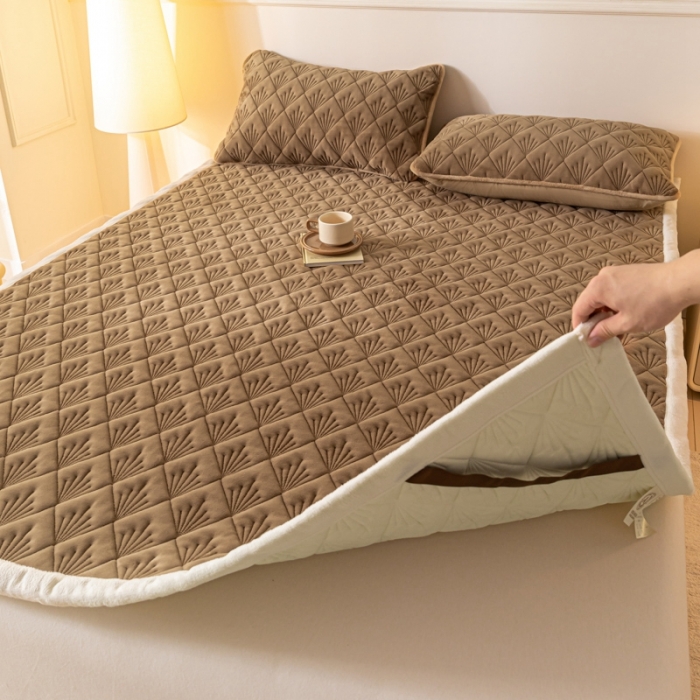 91家纺网 家纺一手货源 找家纺 鑫钰 2023秋冬新款加厚保暖牛奶绒床垫床护垫学生宿舍专用床褥子 烟花-摩卡棕