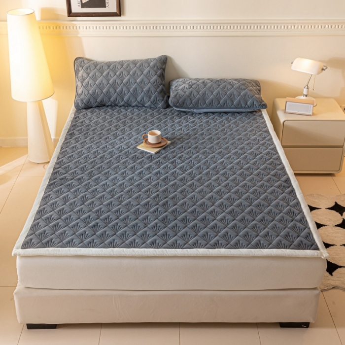 91家纺网 家纺一手货源 找家纺 鑫钰 2023秋冬新款加厚保暖牛奶绒床垫床护垫学生宿舍专用床褥子 烟花-气质灰