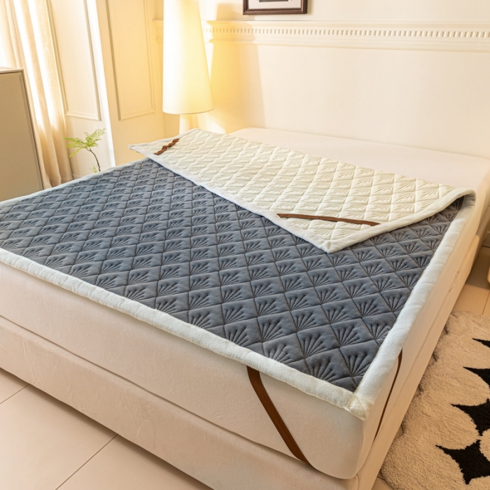 91家纺网 家纺一手货源 找家纺 鑫钰 2023秋冬新款加厚保暖牛奶绒床垫床护垫学生宿舍专用床褥子 烟花-气质灰