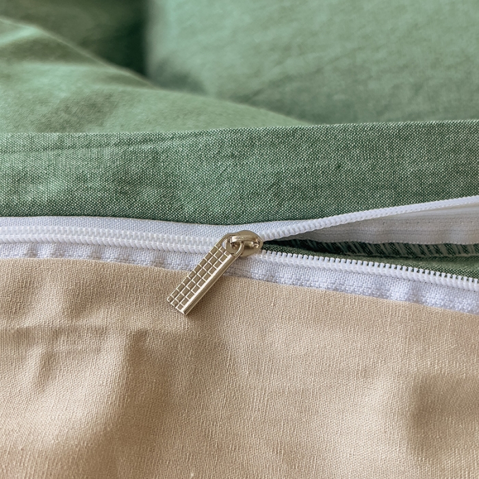 91家纺网 家纺一手货源 找家纺 芃成 2023新款全棉水洗棉四件套 草绿配米色