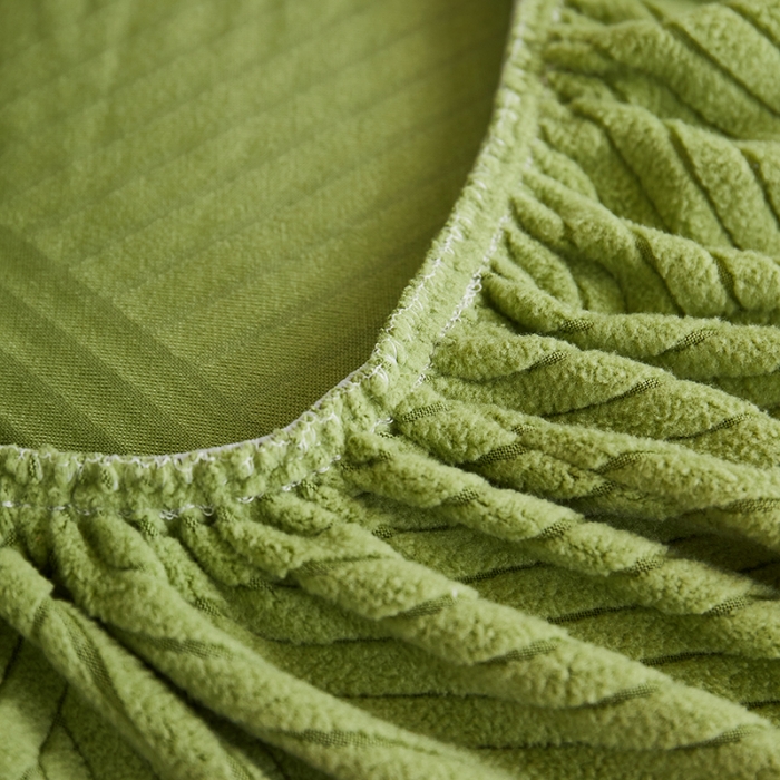 91家纺网 家纺一手货源 找家纺 天下布艺 2023新款初见裙边摇粒绒沙发垫 初见-草绿