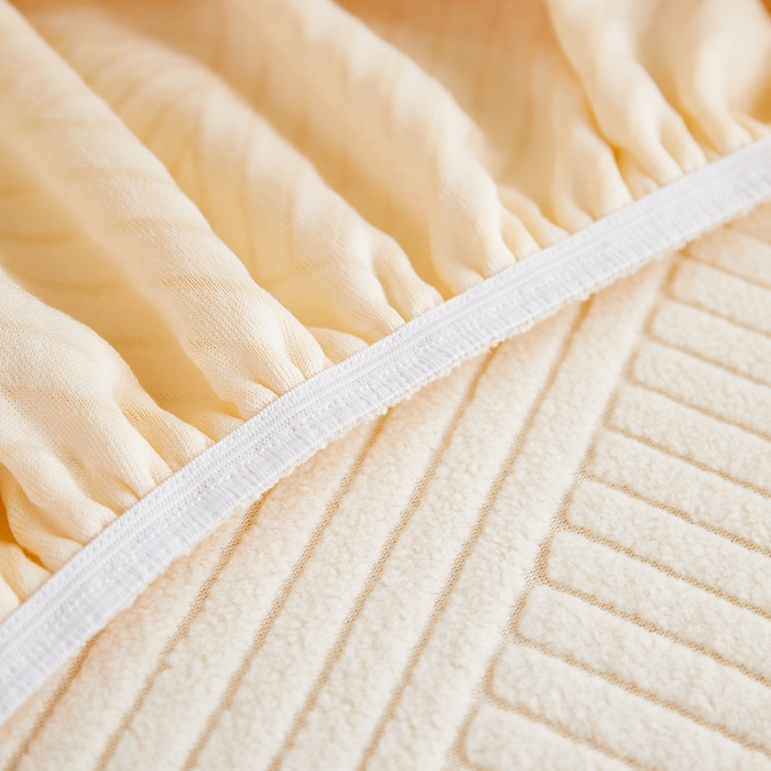 91家纺网 家纺一手货源 找家纺 天下布艺 2023新款初见裙边摇粒绒沙发垫 初见-米色