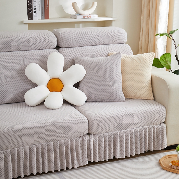 91家纺网 家纺一手货源 找家纺 天下布艺 2023新款初见裙边摇粒绒沙发垫 初见-浅灰