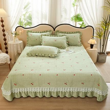 宜凡 2023新款牛奶绒夹棉绗缝绣花床盖三件套 樱桃-抹茶