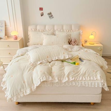 91家纺网 家纺一手货源 找家纺 （总）宜凡 2023新款牛奶绒夹棉绗缝绣花床笠四件套