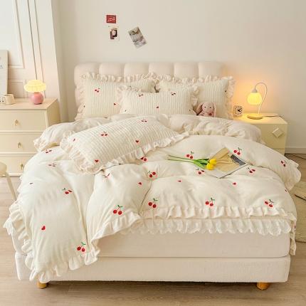 91家纺网 家纺一手货源 找家纺 （总）宜凡 2023新款牛奶绒夹棉绗缝绣花床笠四件套