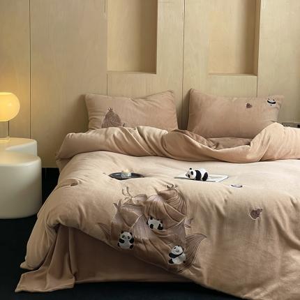 安莱生活 2023年新品230克牛奶绒贴布绣系列四件套-夺笋系列 夺笋-暖木咖