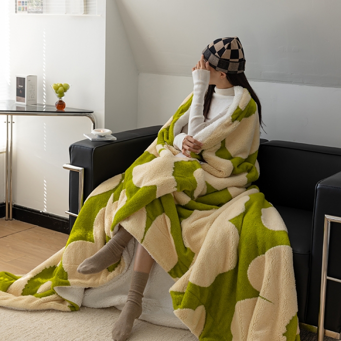 91家纺网 家纺一手货源 找家纺 安莱生活 2023新品专版锦芙绒太阳花毛毯 米绿苹果