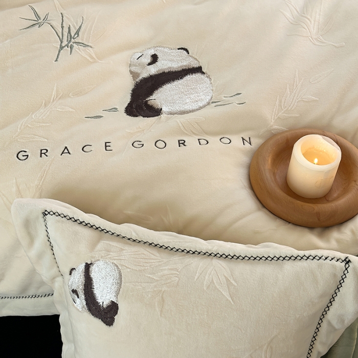 91家纺网 家纺一手货源 找家纺 总安莱生活 2023专版锦芙牛奶绒苏绣四件套-花花思竹款-ins网红风