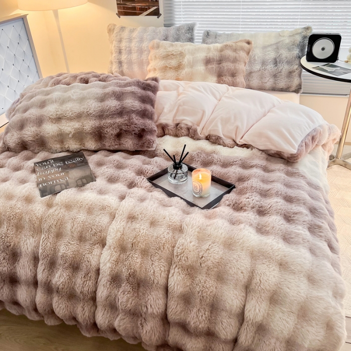 91家纺网 家纺一手货源 找家纺 金爱家 2023新款七彩大泡泡兔兔绒兔毛绒四件套 七彩豆沙