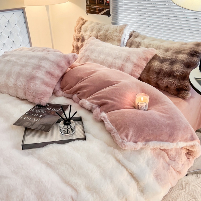 91家纺网 家纺一手货源 找家纺 金爱家 2023新款七彩大泡泡兔兔绒兔毛绒四件套 七彩粉