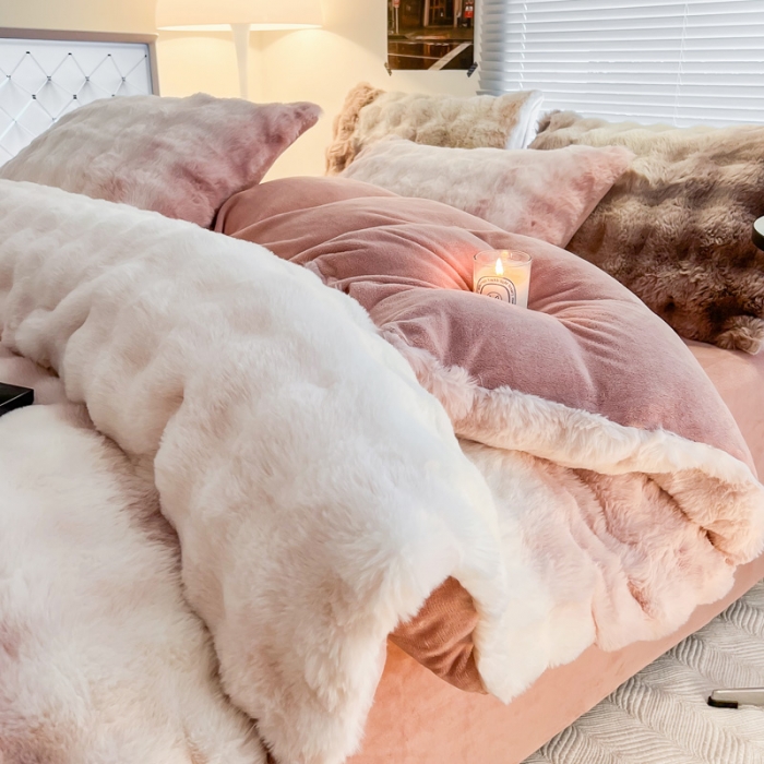 91家纺网 家纺一手货源 找家纺 金爱家 2023新款七彩大泡泡兔兔绒兔毛绒四件套 七彩粉