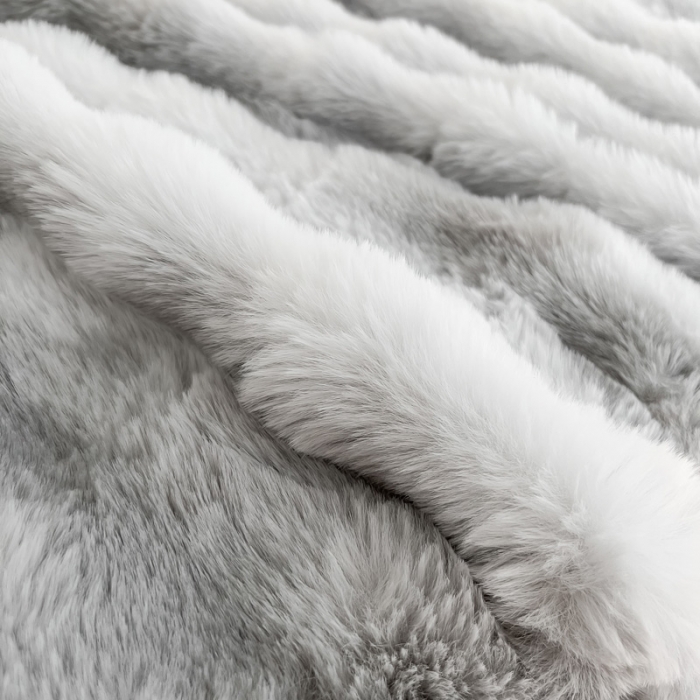 91家纺网 家纺一手货源 找家纺 金爱家 2023新款七彩大泡泡兔兔绒兔毛绒四件套 七彩灰