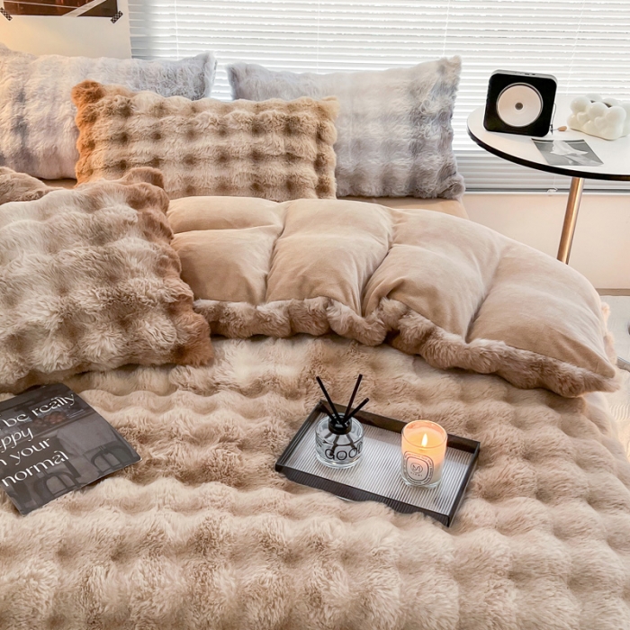 91家纺网 家纺一手货源 找家纺 金爱家 2023新款七彩大泡泡兔兔绒兔毛绒四件套 七彩咖