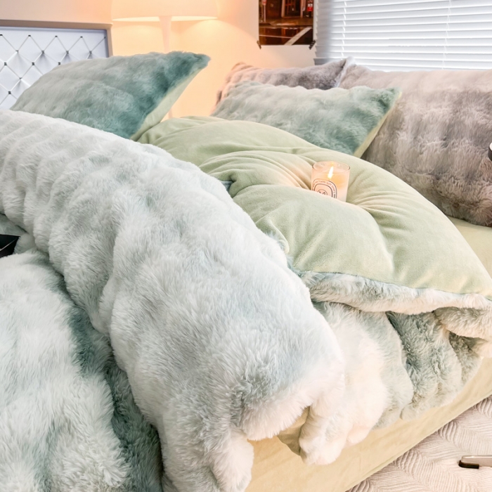 91家纺网 家纺一手货源 找家纺 金爱家 2023新款七彩大泡泡兔兔绒兔毛绒四件套 七彩绿