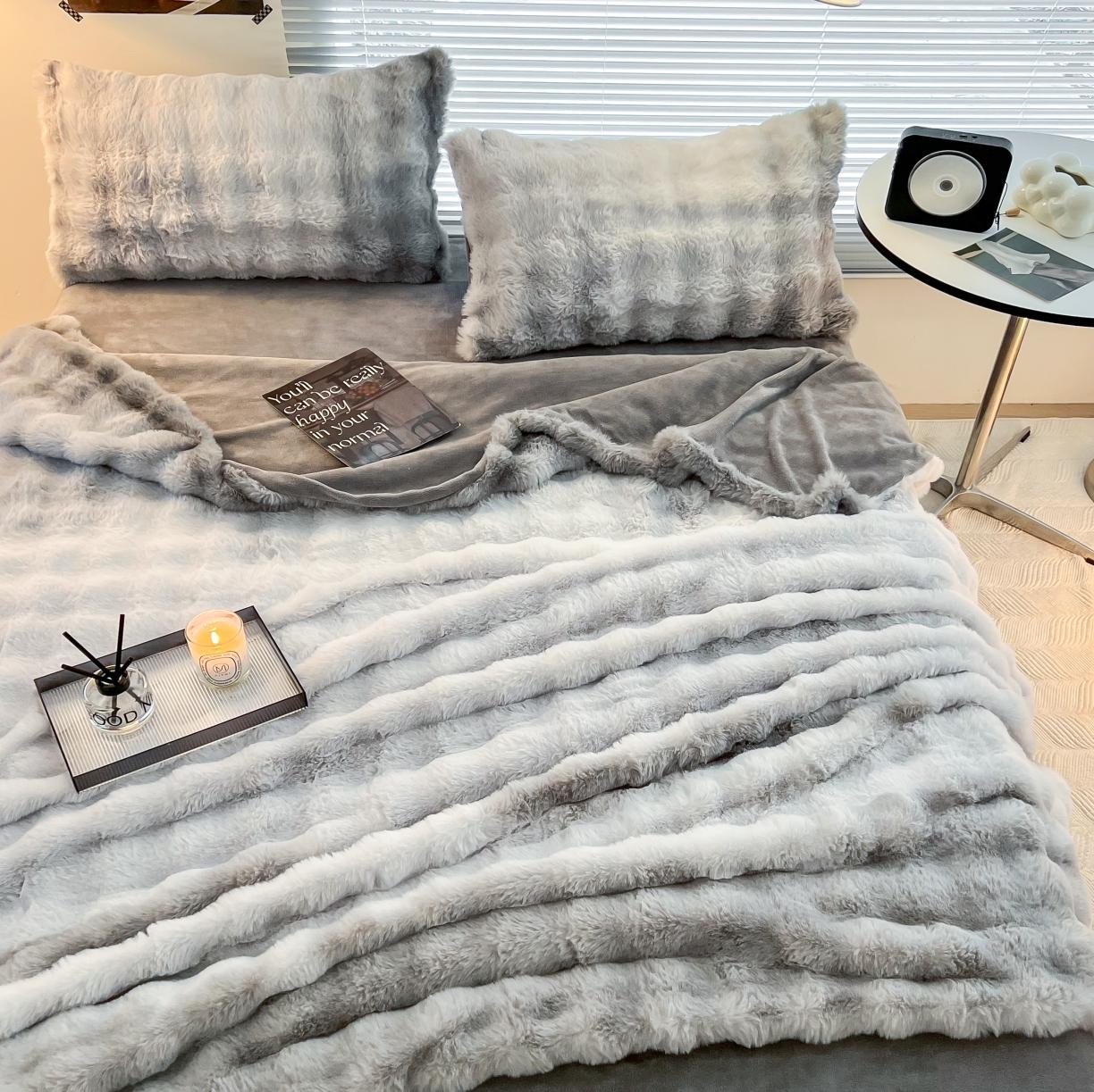 91家纺网 家纺一手货源 找家纺 金爱家 2023新款七彩大泡泡兔兔绒兔毛绒毛毯 七彩灰