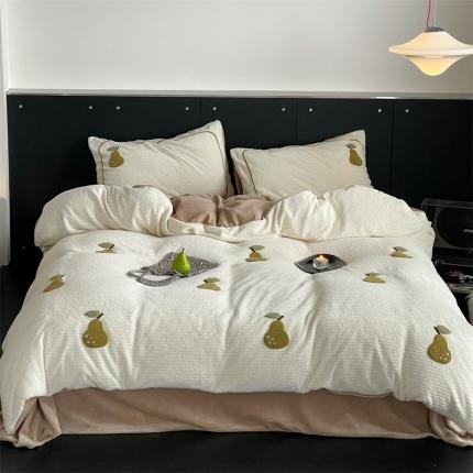 91家纺网 家纺一手货源 找家纺 初拾 2023新款牛奶绒提花毛巾绣系列四件套 元气梨