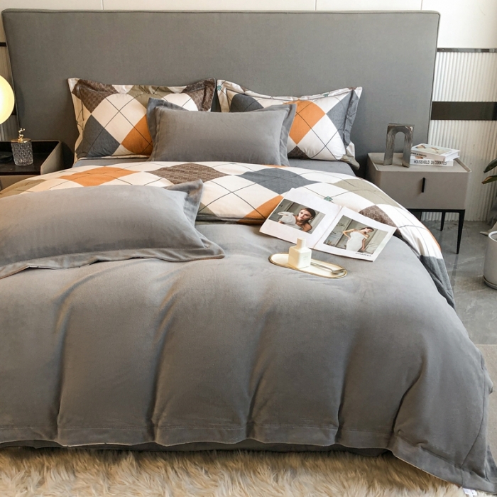 91家纺网 家纺一手货源 找家纺 大宽边A纯棉B牛奶绒四件套133*72全棉加绒法兰宝宝兔绒水晶 卡洛